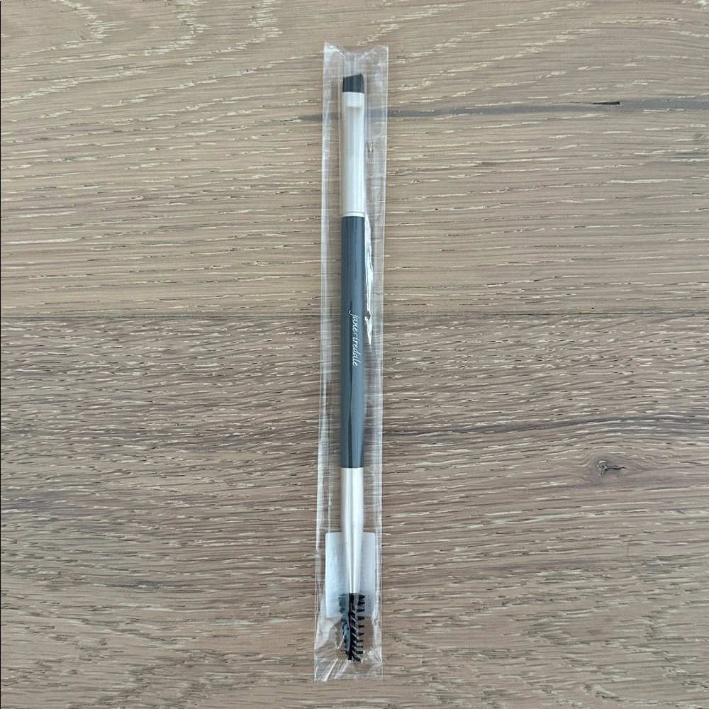 Jane Iredale Eyebrow Brush